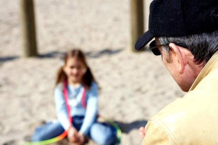 حماية الطّفولة من “الذّئاب البشرية” تطرح مسؤولية الدولة والأسرة