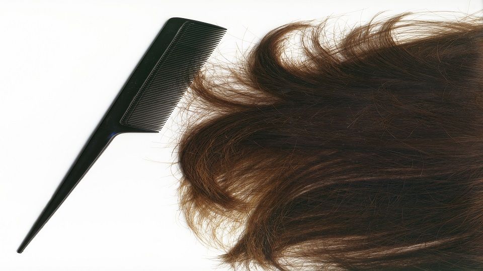 دراسة تكشف لون الشعر الذي يزيد خطر الإصابة بالسرطان