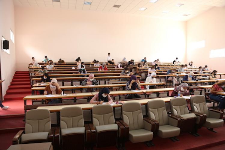 “طلبة مراكش” يجتازون الامتحانات المؤجلة بالعيون