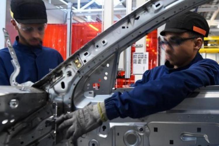 طلبة “معهد السّيارات” ينشدون امتحانات “عن بعد” لتفادي “كورونا”