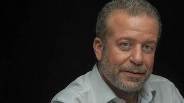 عقب تعرضه لهجوم حاد في مواقع التواصل.. شريف منير ينسحب