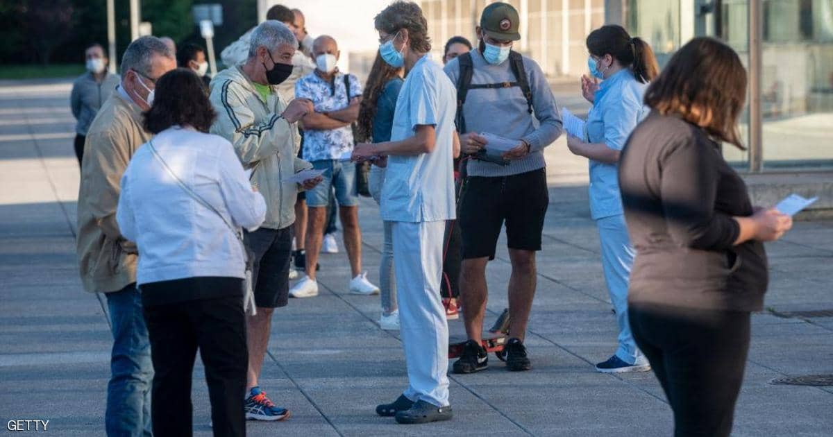 معاناة في مدريد جراء ثاني أعنف موجة من كوفيد-19