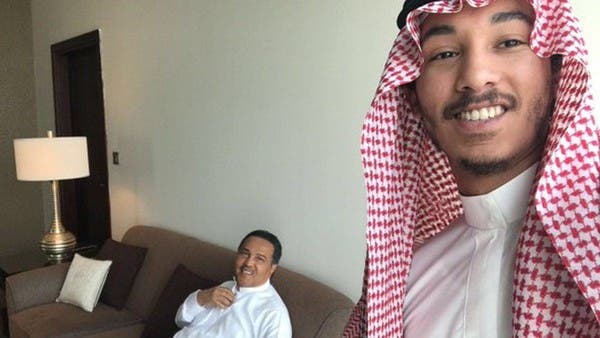 نجل محمد عبده يغني في عمل وطني