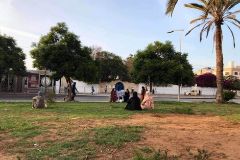 “حدائق سلا” .. فضاءات جرداء تنغص الجالسين وتنفّر الناظرين