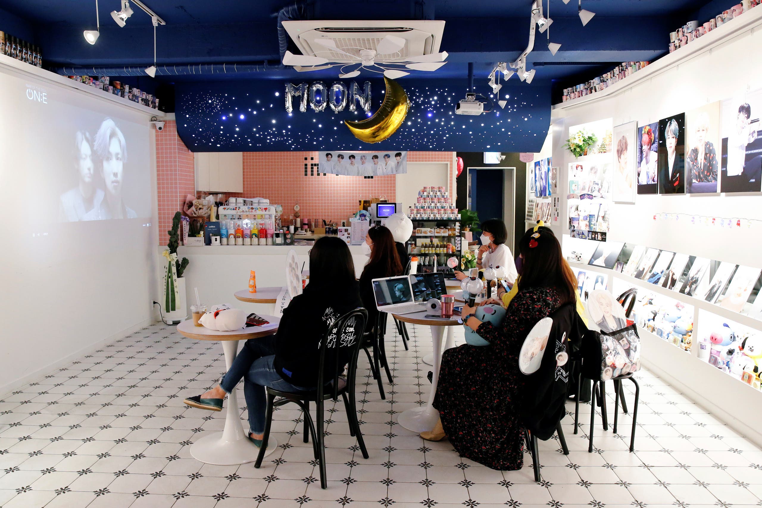 حفل افتراضي لـ”بي. تي. إس” الكورية يجذب 114 مليون متابع