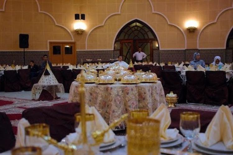 حفلات عائلية تنقذ “مموني الحفلات” من الأزمة