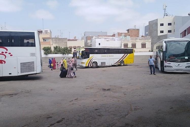 “عطالة مهنيين” تثير الغضب بمحطة القصر الكبير