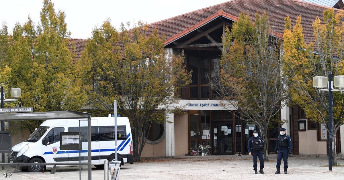 فرنسا.. إجراءات جديدة لتأمين المدارس ومراقبة “دعاية التطرف”