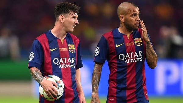 ألفيس: طلبت من ميسي عدم مغادرة برشلونة.. لكنه تجاهل الرد