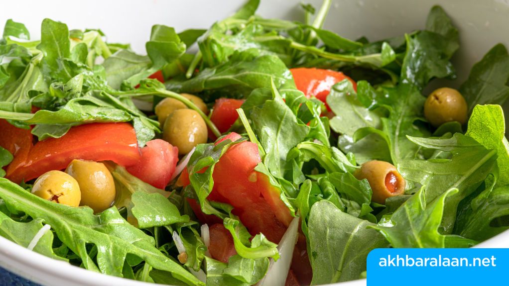 الأرقام تكشف.. النباتيون أكثر عرضة للكسور في العظام