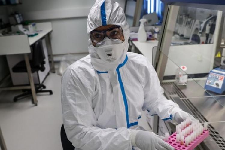 المغرب ينوع مصادر لقاح كورونا بعد الانخراط في التجارب السريرية