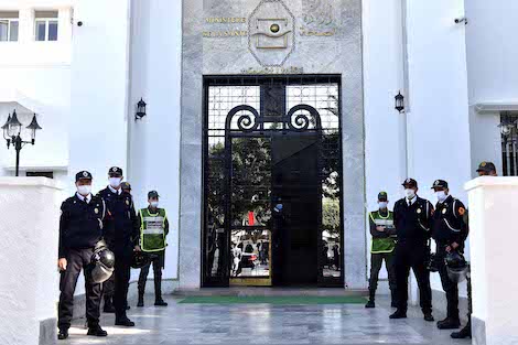 الوضع الوبائي يدفع القوة العمومية إلى فض احتجاج ممرضين بالرباط