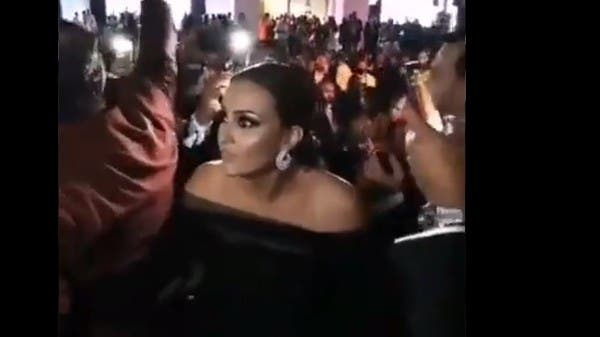 بشرى تختم مهرجان الجونة بخطوبتها.. وتبكي!