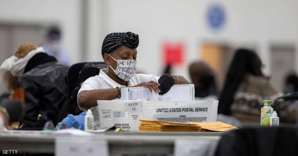 ترامب يطلب من القضاء تعليق فرز الأصوات في ميشغان