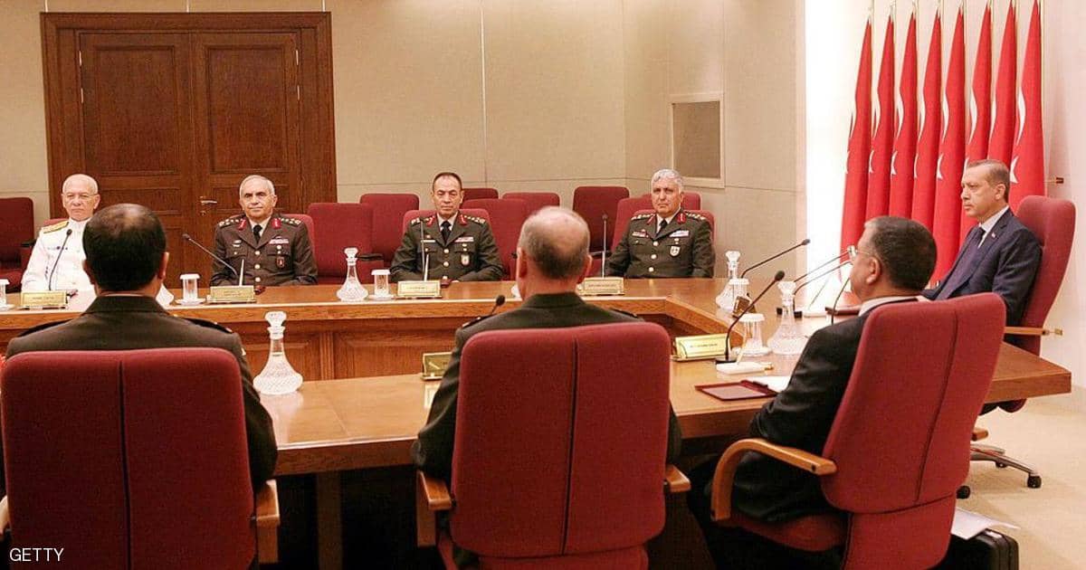 وثائق سرية تكشف ترقية أردوغان لعقيد تركي مرتبط بعصابات