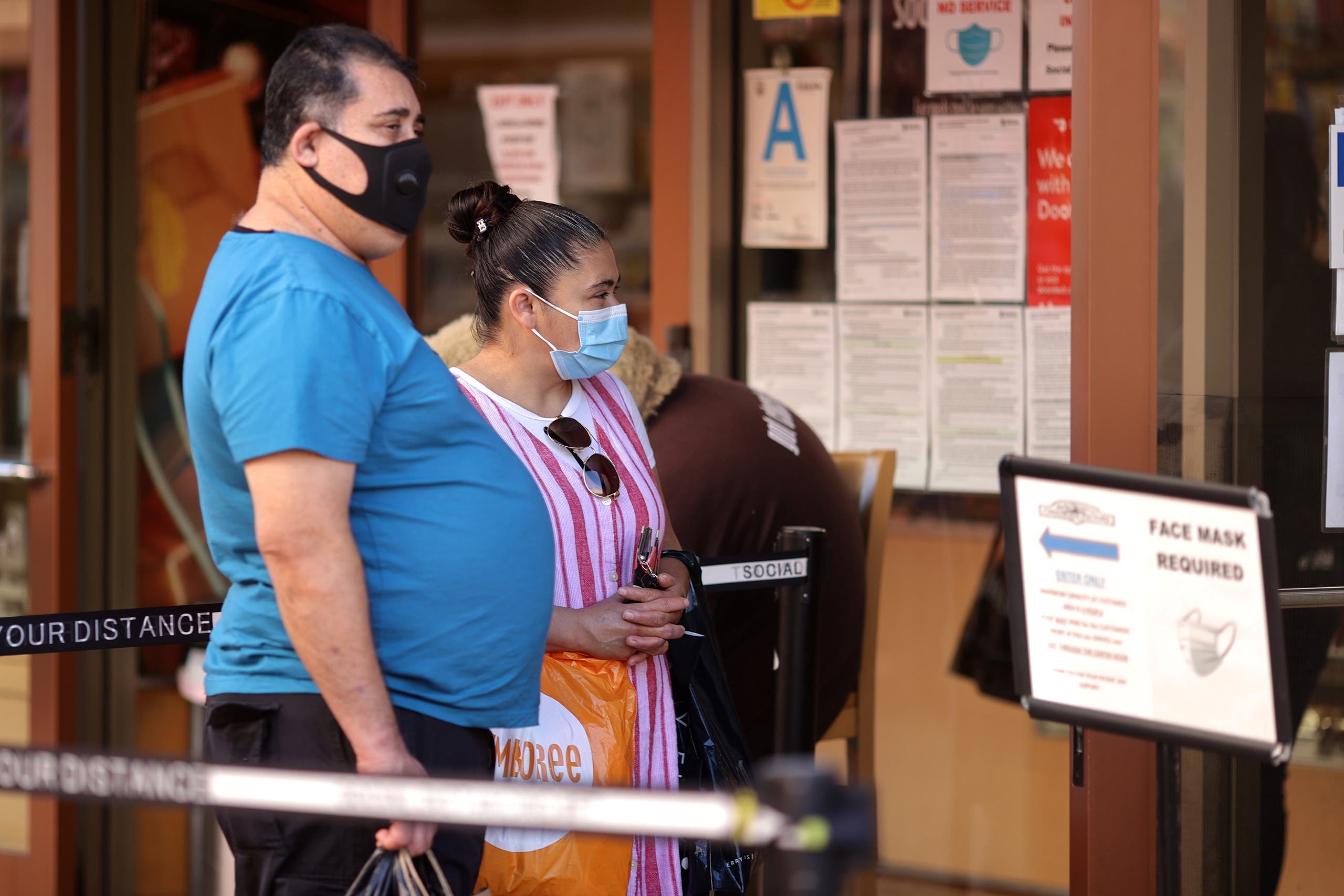 ارتفاع وفيات كورونا بأميركا.. والصحة العالمية تطالب بتوزيع عادل للقاحات