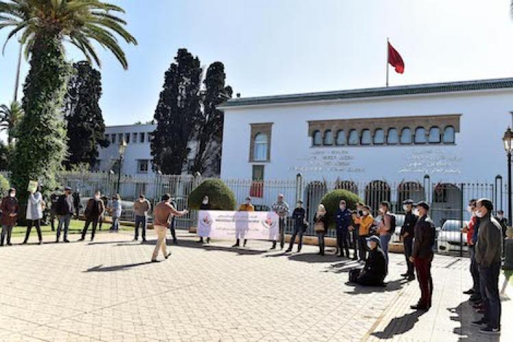 القوة العمومية تفرّق وقفتيْن لدكاترة معطلين بالرباط‬