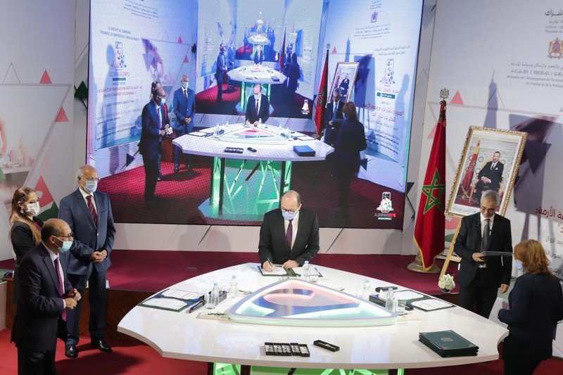 المغرب يمول أبحاثا لاستعمال شوائب الكربون والحجر الجيري في البناء