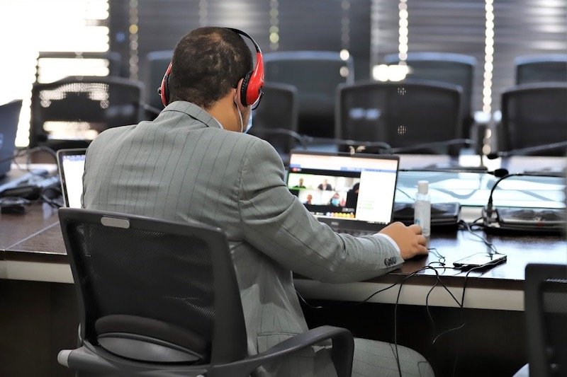 بحث حكومي يرصد تفضيل موظفي الإدارات العمومية “العمل عن بعد”