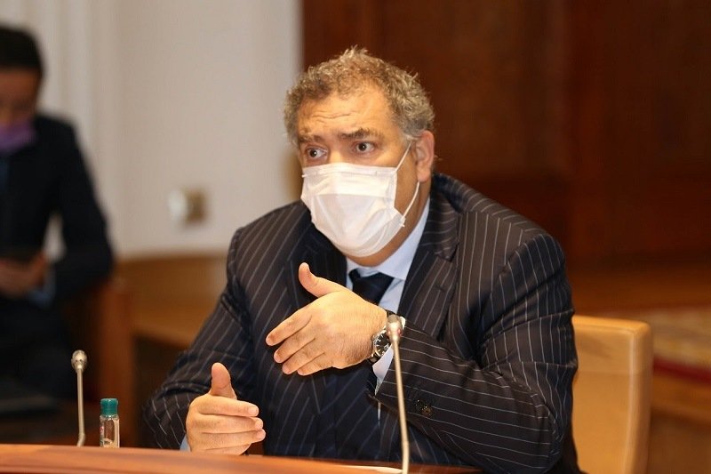 لفتيت يجتمع بولاة جهات العيون والداخلة وكلميم