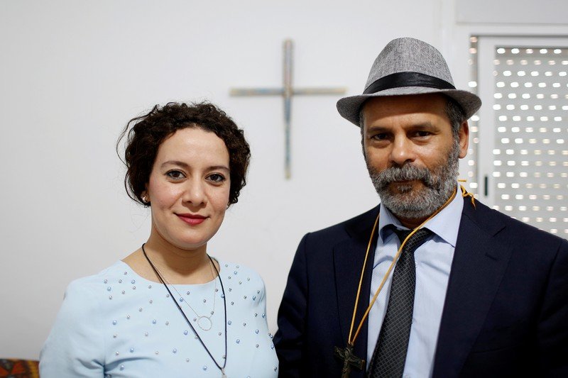 مسيحيون مغاربة يقيمون احتفالات “الميلاد” بعيدا عن “كورونا والصّدامات”