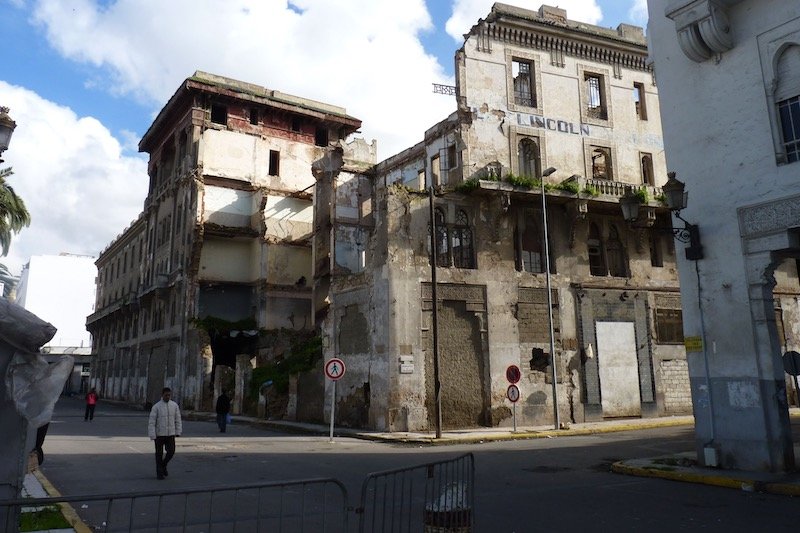 معالِم حاضرة الدار البيضاء تنمحي وسط “إهمال” السلطات المحلية‬