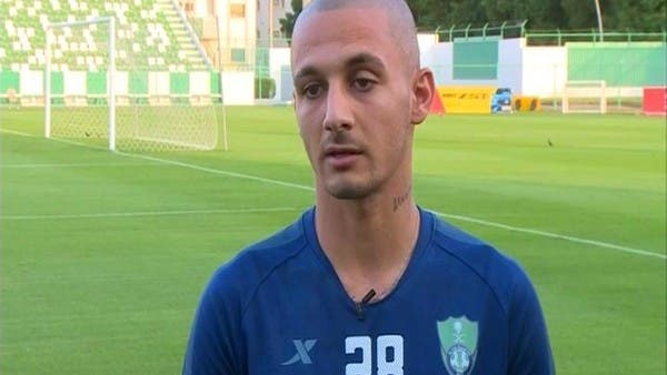 ميتريتا الأهلي يكشف قصة الرقم 28 في حياته