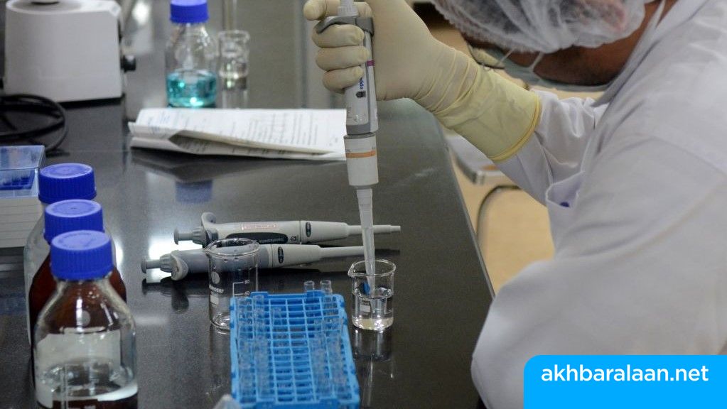 نظريات غريبة حول كورونا.. ليس موجوداً ولا يصيب الأفارقة!