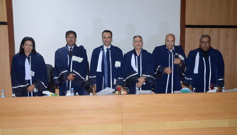 أطروحة جامعية تقارب حماية الصحافة على خطوط النار بالمناطق المسلحة