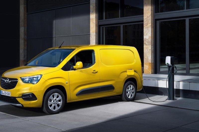 “أوبل” تطلق نسخة كهربائية من Combo Cargo