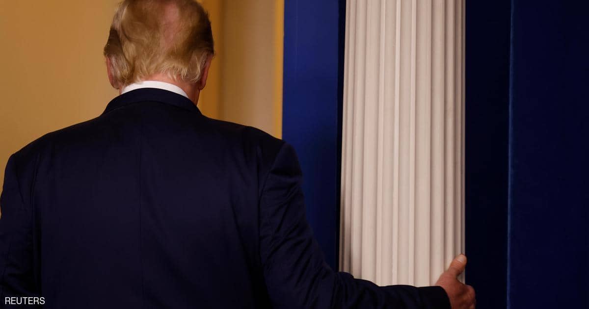 استطلاع صادم ونتائج غير مسبوقة: هذه شعبية ترامب بآخر أيامه