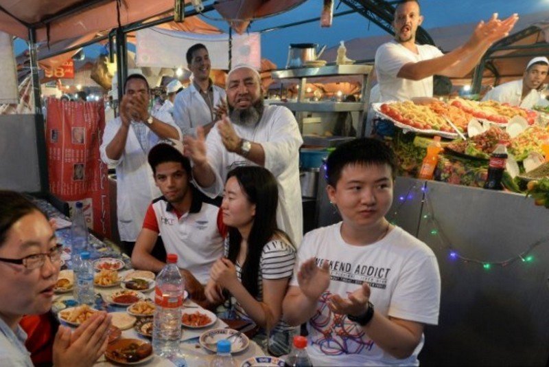 استطلاع: غالبية المغاربة يفضلون التعامل مع الصينيين‬ بدل الأمريكيين