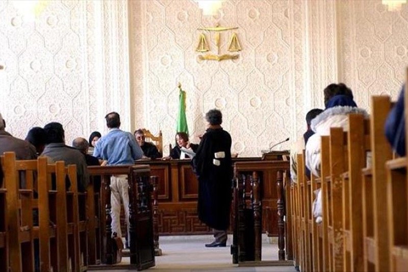 اعتقال أستاذة جزائرية بسبب تدوينات على فيسبوك