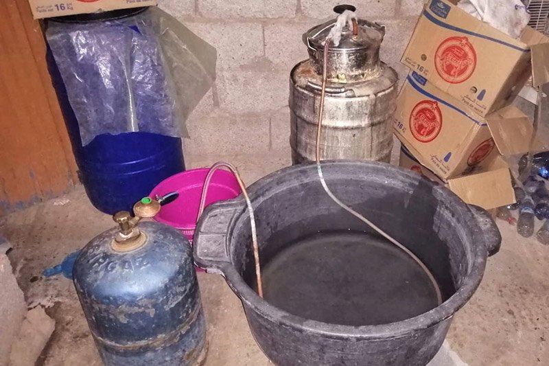 الأمن يحجز طنا من معدات “الماحيا” بأولاد تايمة