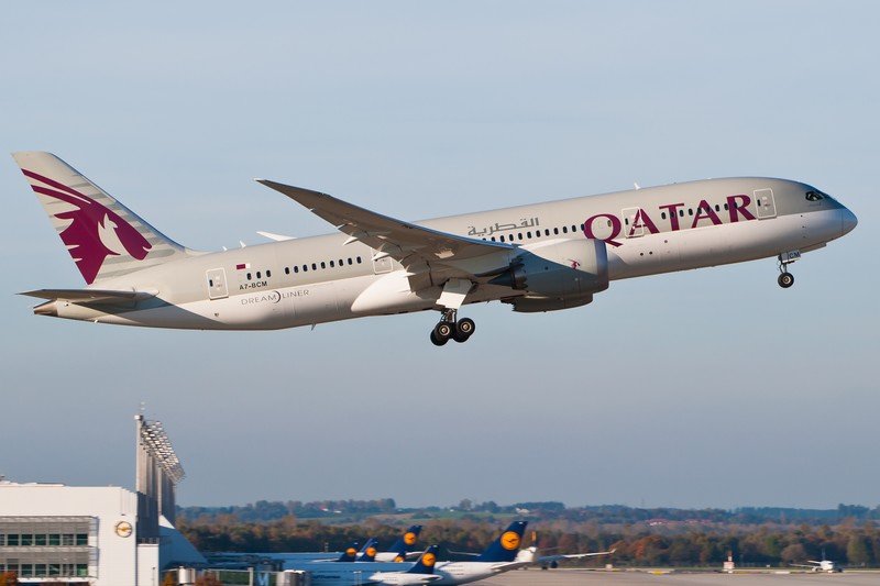 السعودية وقطر تعيدان فتح الحدود البرية والجوية