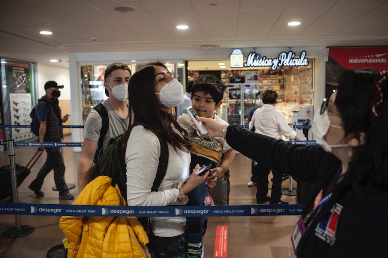 الصراع الاجتماعي وكورونا يوقفان نبض دولة الشيلي