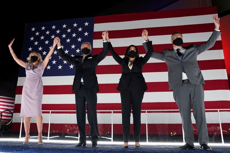 الطبقة الحاكمة في الولايات المتحدة الأمريكية .. صراع الثروة وصناديق الاقتراع