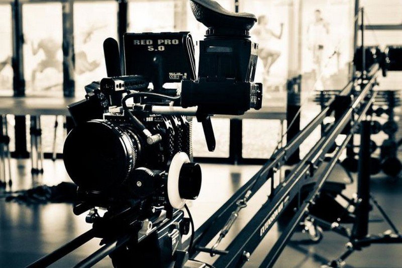 الكونت دو فريسناي .. من الأدب إلى صناعة الأفلام