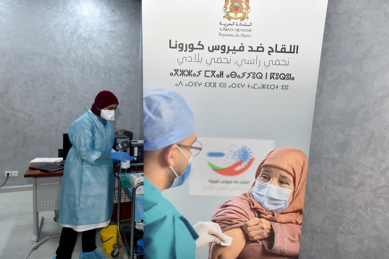 انطلاق حملة التلقيح ضد “كورونا” يضع المصالح الصحية أمام تحديات جمّة
