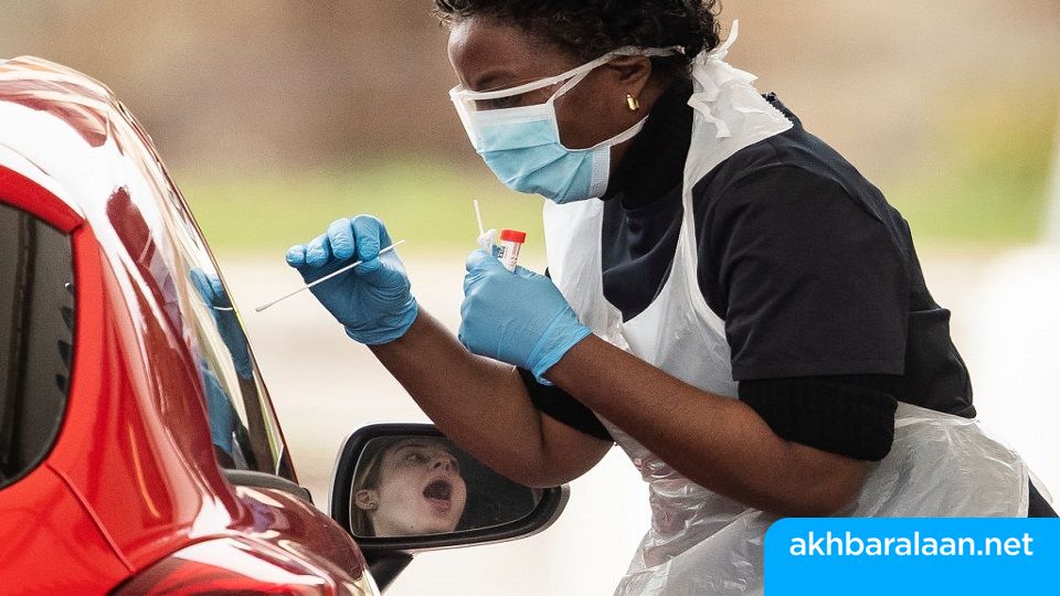 تطوير ”ملصقات متغيرة الألوان“ للكشف عن فيروس كورونا (صورة)