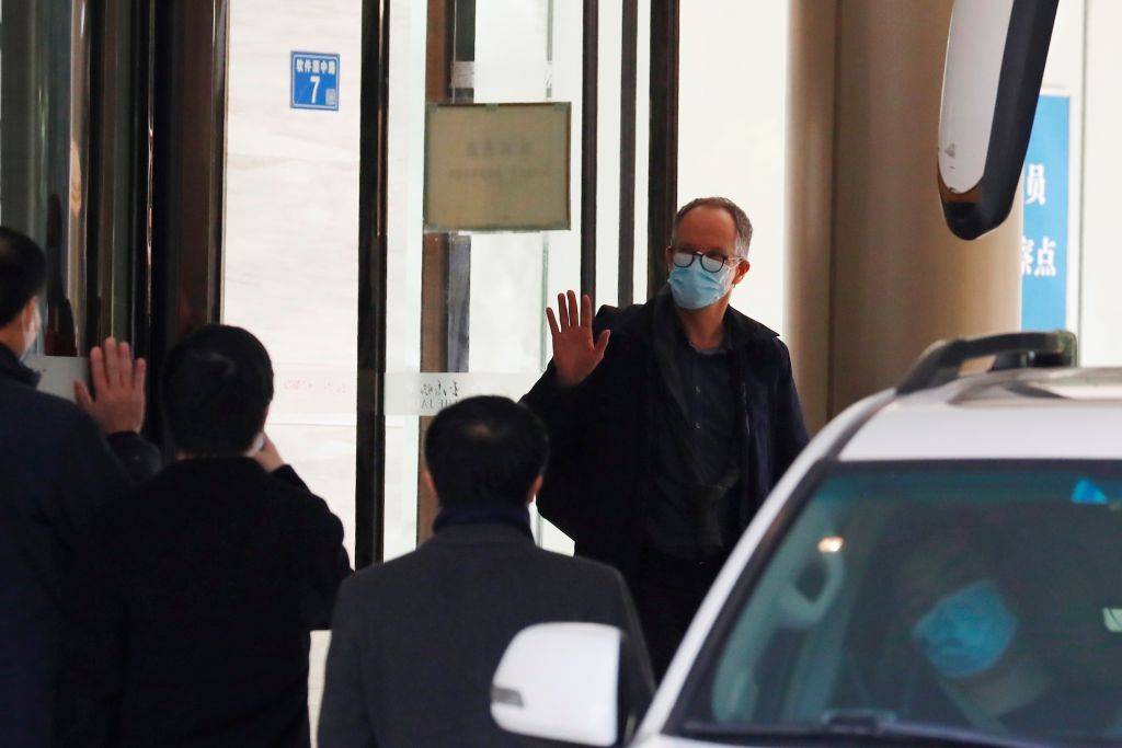 خبراء منظمة الصحة يخرجون من الحجر للتحقيق في منشأ كورونا