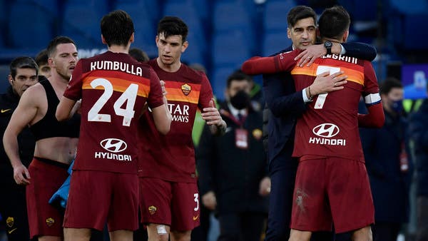 روما يحقق فوزاً متأخراً على سبيزيا ويصعد للثالث