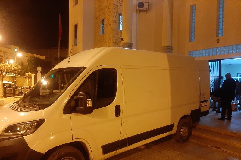 شرطة القصر الكبير تحبط تهريب رزم من المخدرات