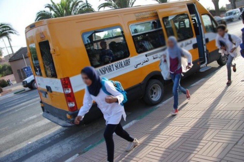 غياب النقل المدرسي يقلق أولياء تلاميذ في الرحامنة 