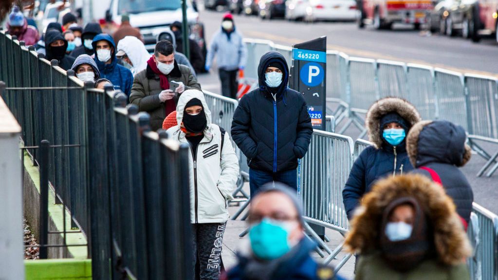 كورونا يزداد خطورة.. السلالة الجنوب إفريقية قد تتجنب أدوية الأجسام المضادة!