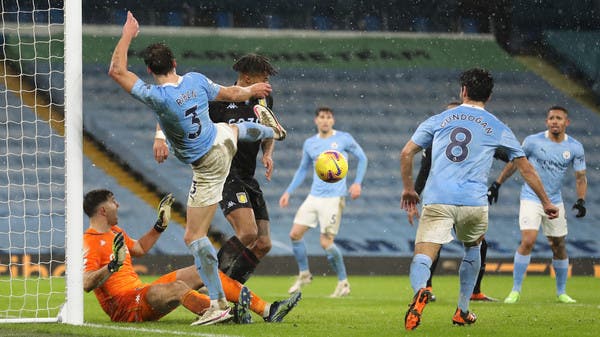 مانشستر سيتي يجتاز أستون فيلا ويتصدر الدوري الإنجليزي
