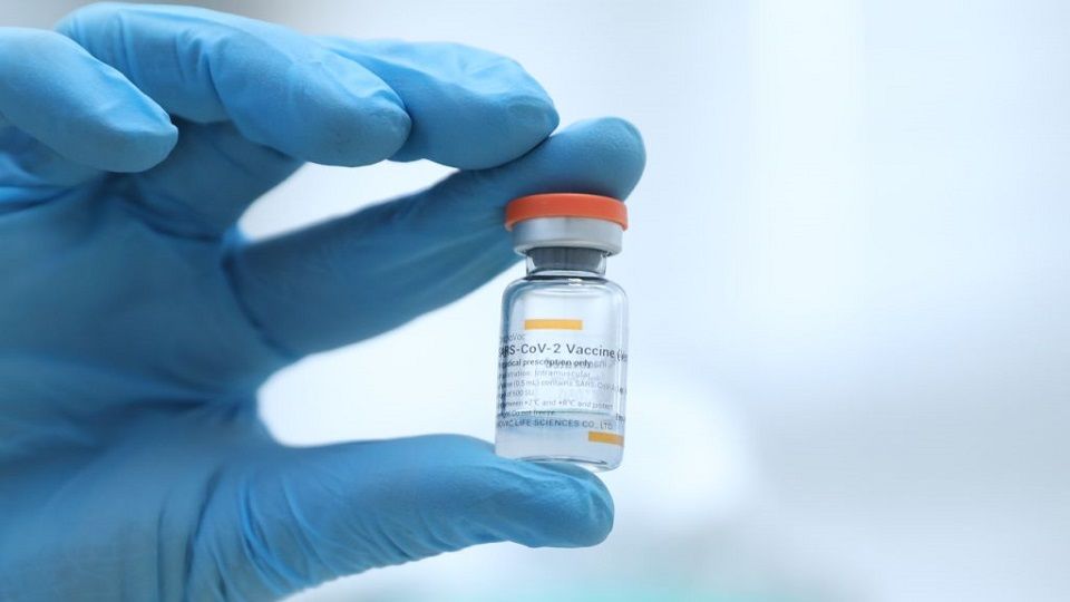 ماهي أبرز الشائعات حول لقاحات كورونا التي دحضها العلم؟