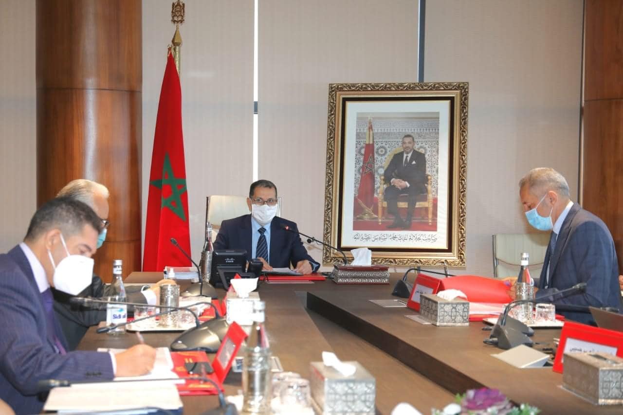 مجلس الحكومة يصادق على مرسوم يخص الأساتذة والأساتذة المبرزين بالثانوي التأهيلي