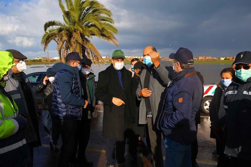 والي الدار البيضاء يعاين حجم الأضرار بالنواصر