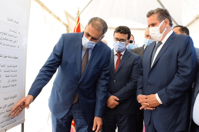 أخنوش يطلق مشاريع فلاحية بالحوز والرحامنة